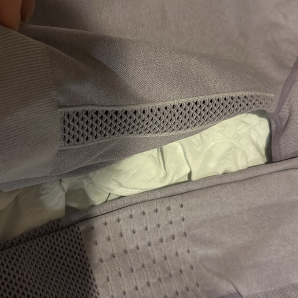 Bombshell - Picture 4 of 6